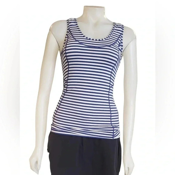Lululemon Blue &  White Striped Scoop Neck Size 4 - Picture 7 of 9